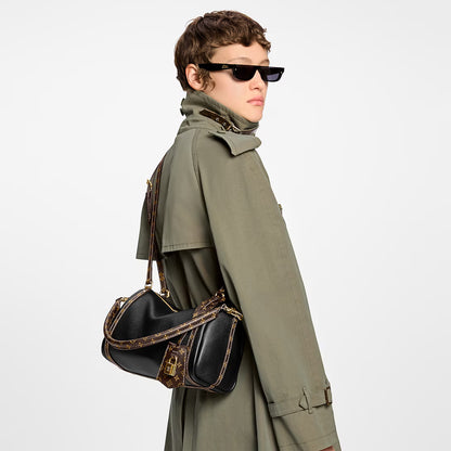 Hand-carry ladies bag
