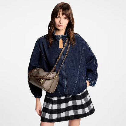 Classic Leather Hand-Carry Bag